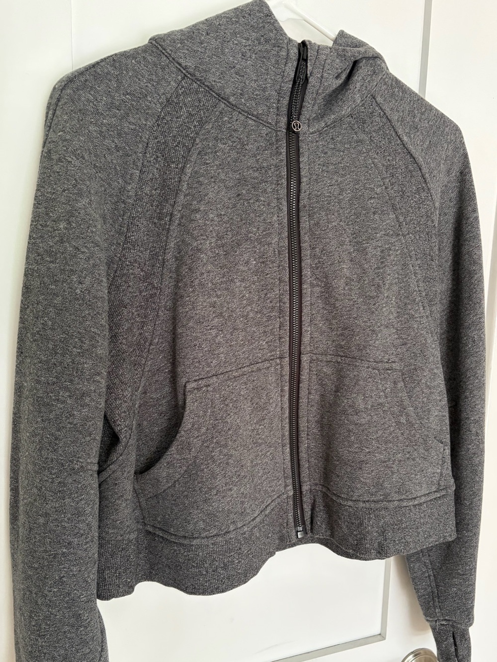 47. Size XS/S LULULEMON Heathered Grey Full Zip Scuba